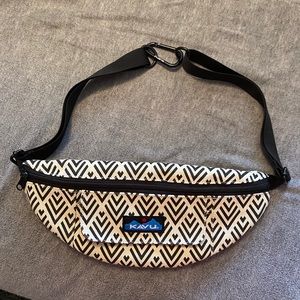 KAVU Adjustable Fanny Pack